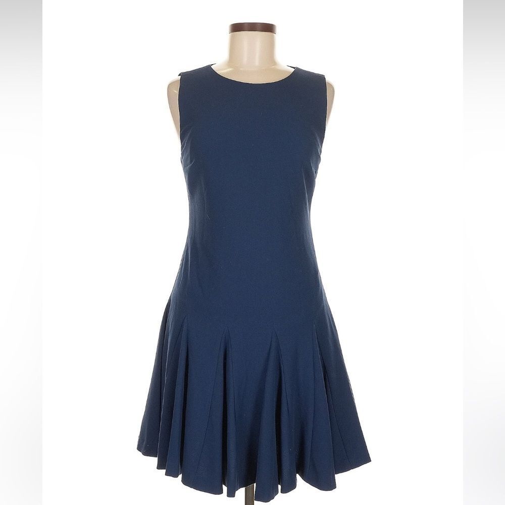 Alice + Olivia Employed navy blue drop waist mini dress size 6